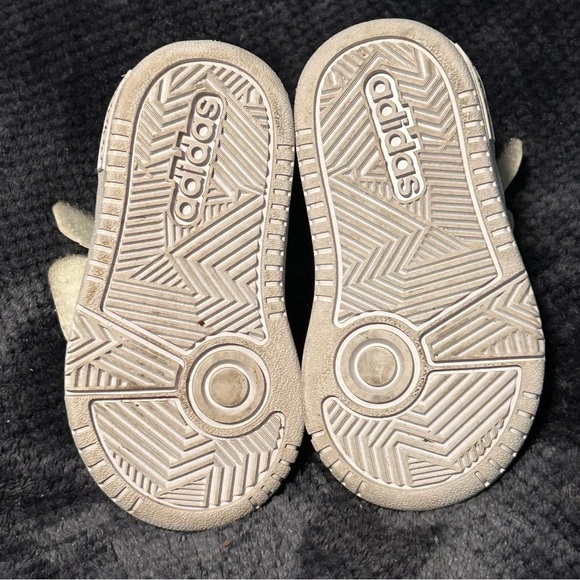 Adidas Baby High Tops Easy Closure White Size 5 Toddler Walkers - Picture 6 of 7